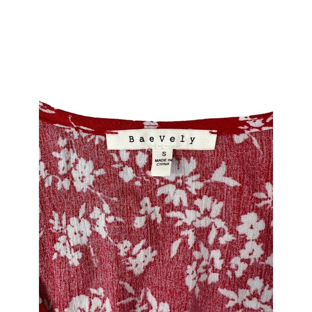 Baevely Women's Red Sleeveless Top - Picture 3 of 6